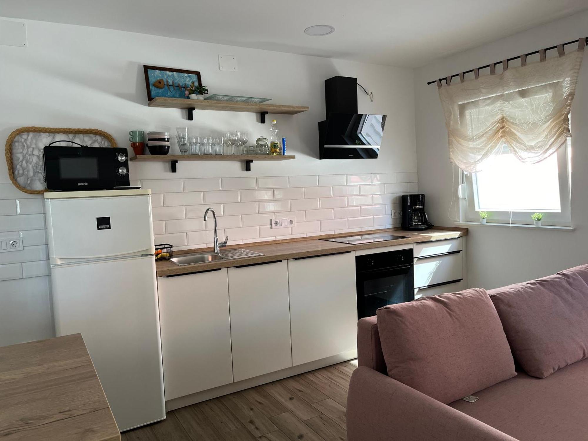 Apartmani Mlinar - Two Bedroom Apartment With Seaview Гребащиця Екстер'єр фото